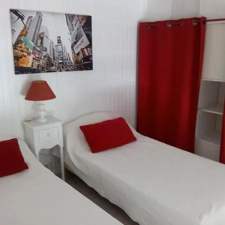 Moderne Avec Mezzanine Et Parking Proche - Fr-1-338-314 Sète