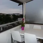 Lejlighed Moderne Avec Mezzanine Et Parking Proche - Fr-1-338-314 Sète